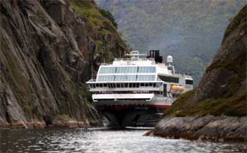 Hurtigruten MS Trollfjord