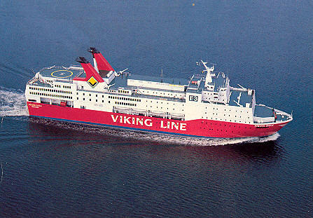 El ferry Viking Saga en su estado original