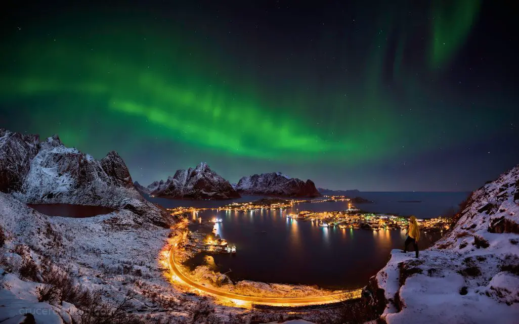 Ver auroras boreales Noruega