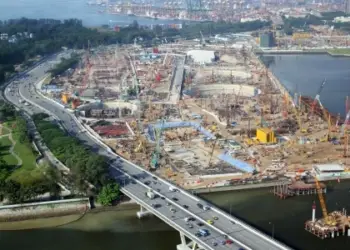 Imagen de la construcción del megacomplejo Marina South en Singapur