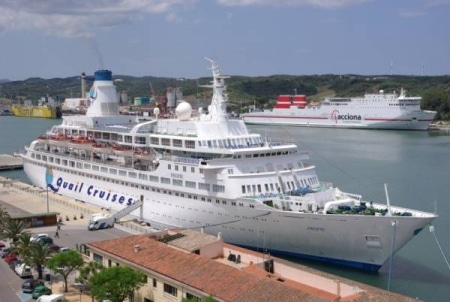 El Love Boat cuando ya pertenecía a Quail Cruises