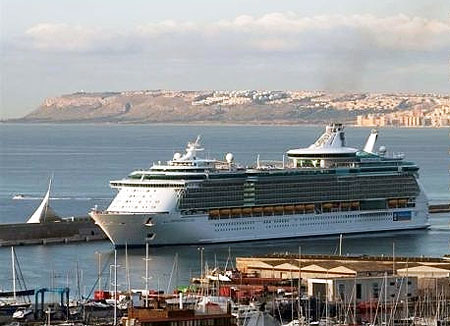 Alicante supera a Cartagena en llegadas de cruceros