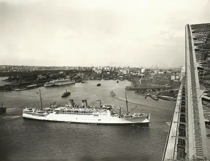 El Mariposa en Sidney el 22 de febrero de 1932 en su viaje inaugural