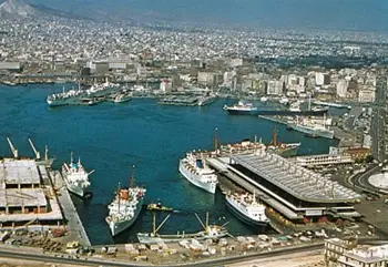 Imagen panorámica del Puerto de El Pireo, antesala de Atenas