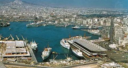 Imagen panorámica del Puerto de El Pireo antesala de Atenas