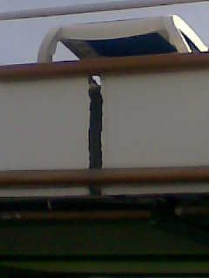 Imagen de la grieta aparecida en el buque Ventura e1350653980870