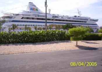 Barco de cruceros de la naviera AIDA Cruises en La Romana