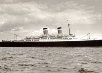 Fotografía del ocean liner del año 1951