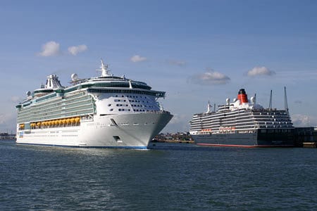 Bautizado en Southampton el Independence of the Seas Bautizado en Southampton el Independence of the Seas - CruceroAdicto.com