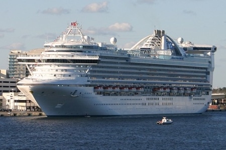 El barco de Princess Cruises en noviembre del año de su debut