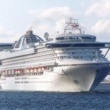 El Princess Cruises partiendo de Southampton el 16 de mayo de 2001 © Ian Boyle