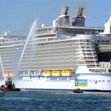 Royal Caribbean celebra su crucerista 50 millones
