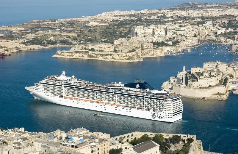 MSC Splendida en La Valletta