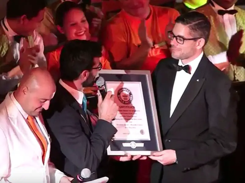Costa Favolosa bate Record Guinness