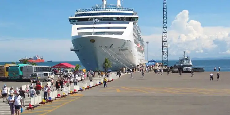 Temporada de cruceros en Puerto Limón Costa Rica 2016-2017