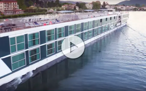 vídeo de crucero fluvial