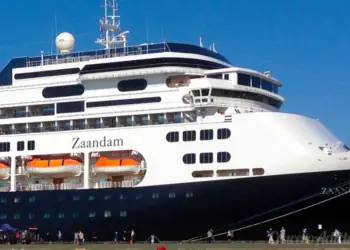 Ms Zaandam inaugura temporada de cruceros en Buenos Aires