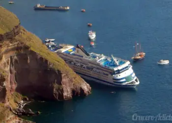 Grecia reflotará barco de crucero hundido Sea Diamond