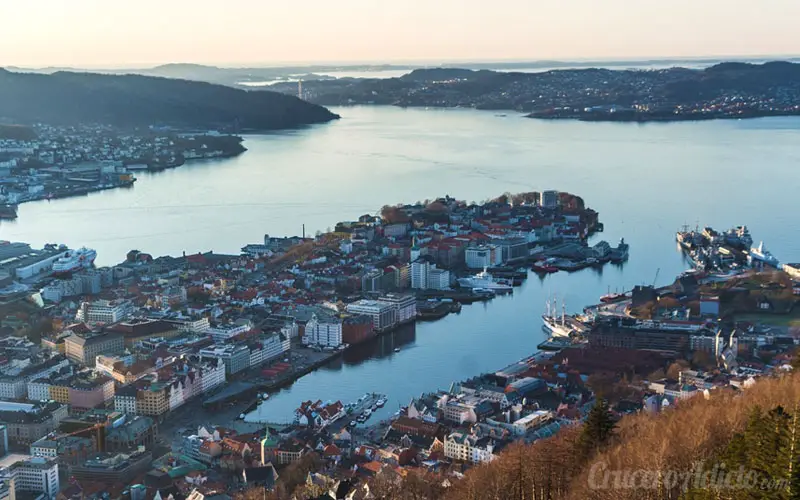 Bergen - uerto más famoso de Noruega