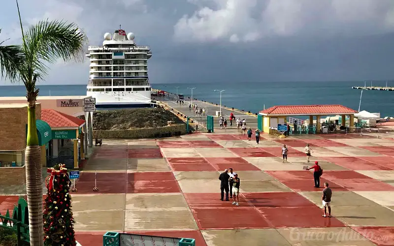 St Maarten reabre su puerto