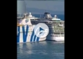 Ferry choca contra el Viking Star en el puerto de Barcelona