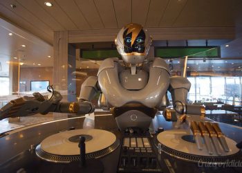 DJ ROB será el primer robot humanoide DJ en un barco de crucero