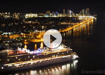 3 barcos de Carnival Cruise Line llegando a Miami