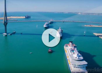 Histórico encuentro de los 4 barcos de Fred Olsen en Cádiz