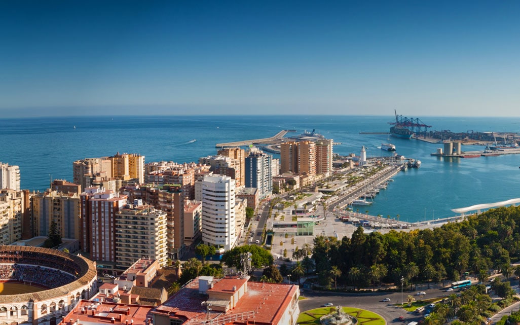 Cruceros de mayor tamaño podrán atracar en Málaga