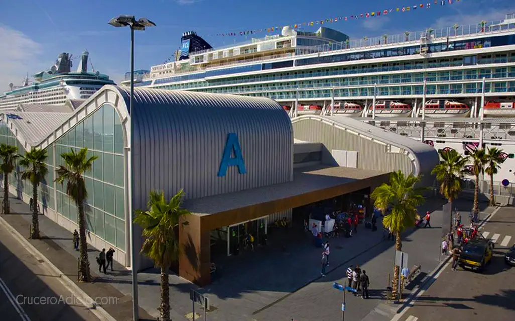 Puerto de Barcelona quiere reiniciar actividad de cruceros en enero 2021