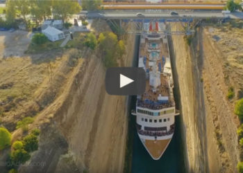 Braemar bate récord al ser el barco más grande cruzando el Canal de Corinto