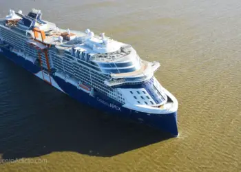 Celebrity Cruises recibe su nuevo barco por videoconferencia