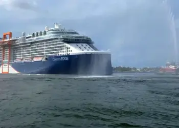 Celebrity Cruises, primera naviera en reanudar los cruceros desde los EE. UU.