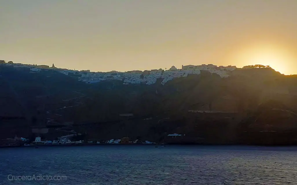 Amanecer en Santorini 
