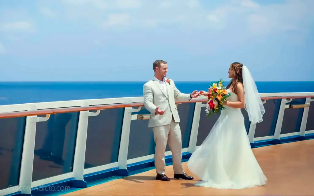 Vuelven las bodas a bordo de los barcos de Carnival Cruise Line