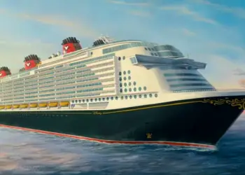 Disney Cruise Line confirma la compra de mega barco de cruceros de 208.000 toneladas brutas