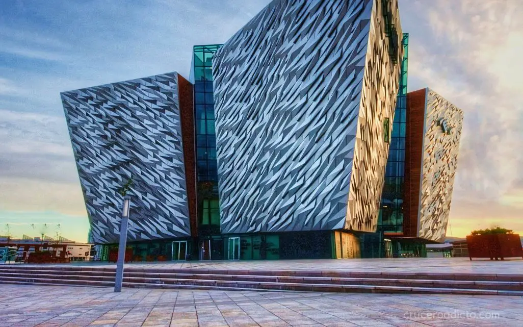 Islas Británicas e Irlanda 6 Belfast Museo Titanic