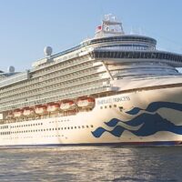 El Emerald Princess, de Princess Cruises