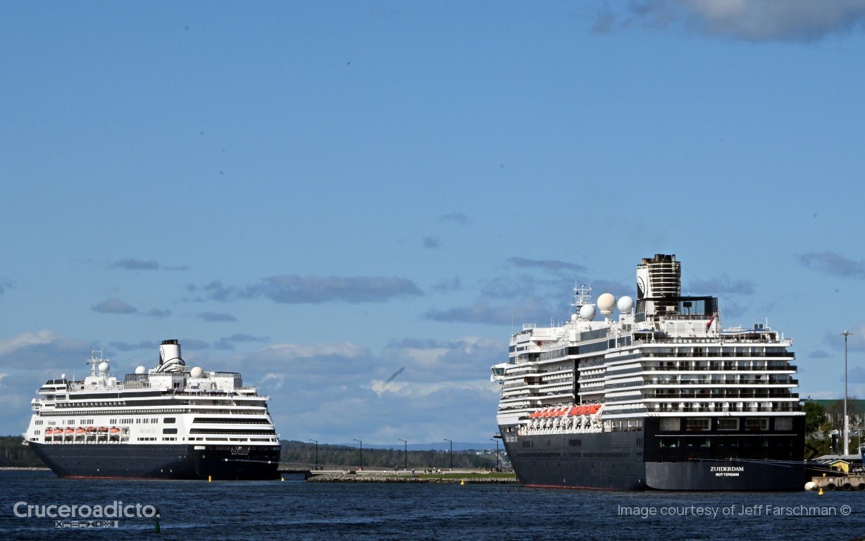 El ms Volendam y el ms Zuiderdam atracados en el puerto de Sydney, Nueva Escocia.