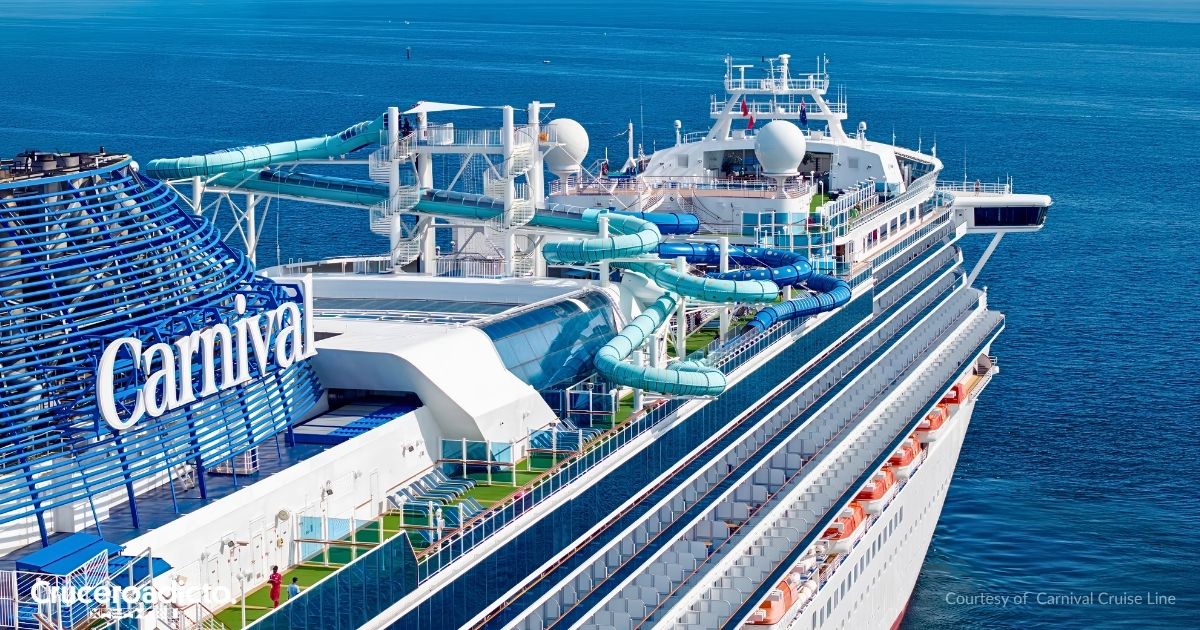 Carnival Adventure de Carnival Cruise Line